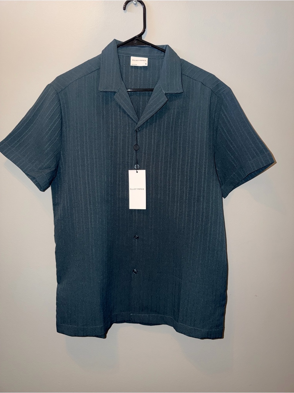 Relaxed Short-Sleeve Button-Down Shirt in Dark Teal by